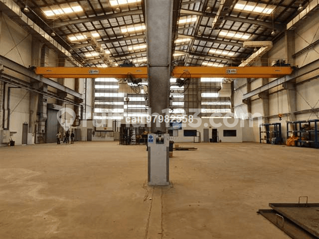 Pioneer High Ceiling Factory with 20 Ton Crane