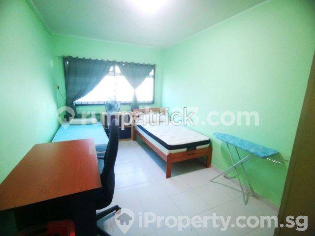 Pasir Ris, Blk 516