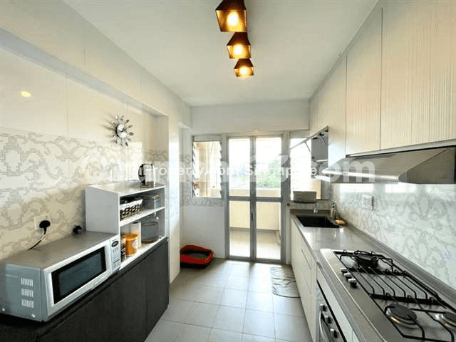Jurong West, Blk 561B