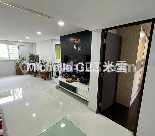 Jurong East, Blk 205