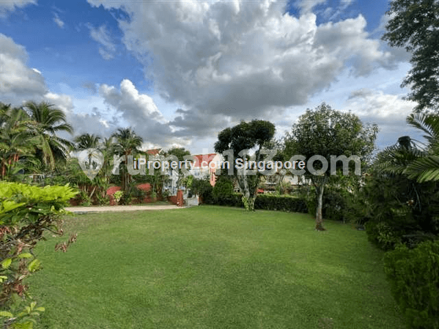 NEW LISTING! BRADDELL HGT BUNGALOW! RARE PLOT!