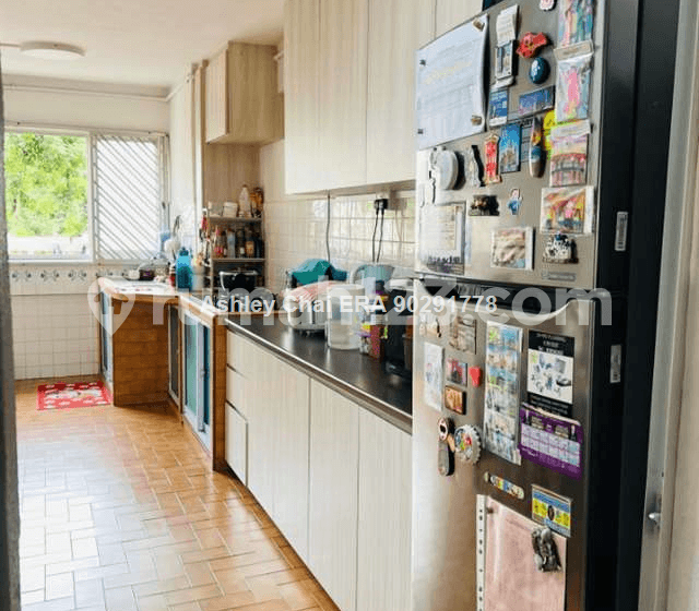 Yishun, Blk 235
