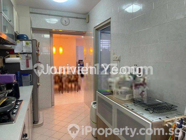 Choa Chu Kang, Blk 692A
