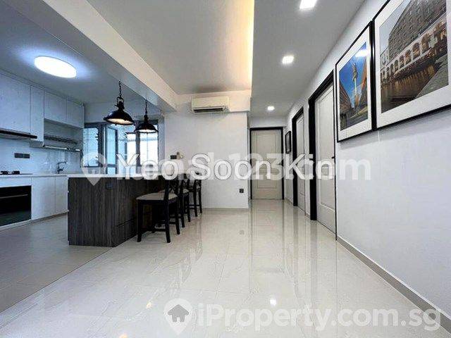 Punggol, Blk 683B