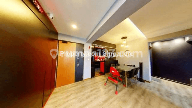 Punggol, Blk 220A