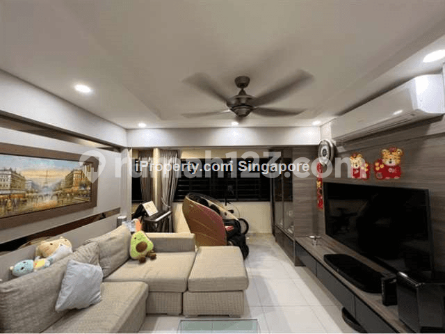 Woodlands, Blk 647