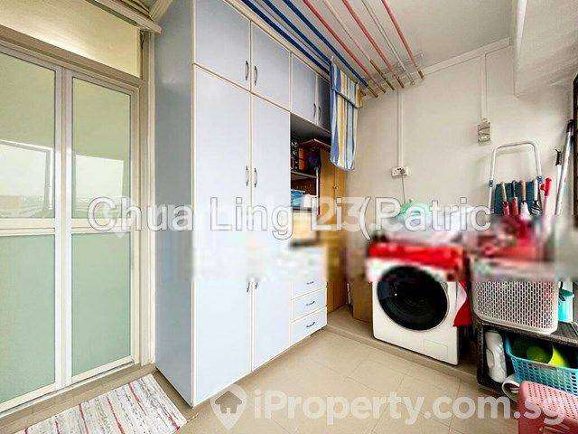 Tampines, Blk 709
