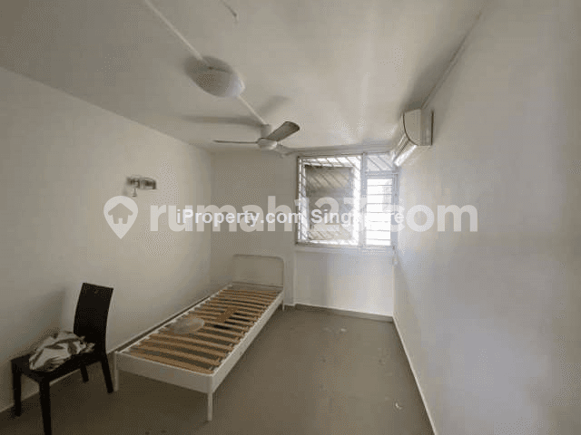 Serangoon, Blk 239