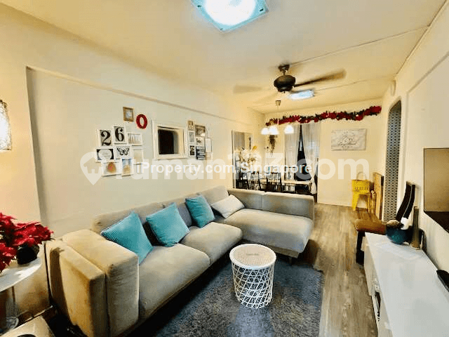Clementi, Blk 714