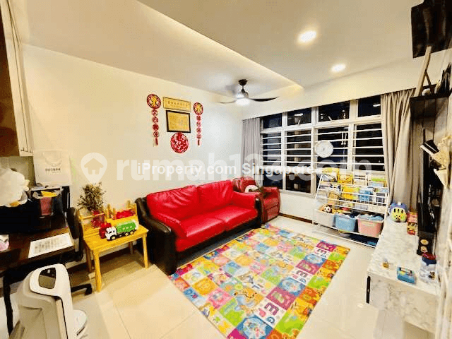 Woodlands, Blk 694B