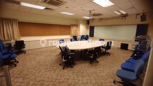 Functionally furnished office  @
