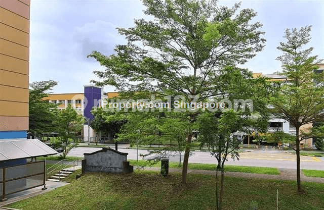 Tampines, Blk 216