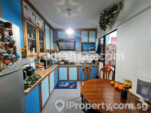 Jurong East, Blk 285C