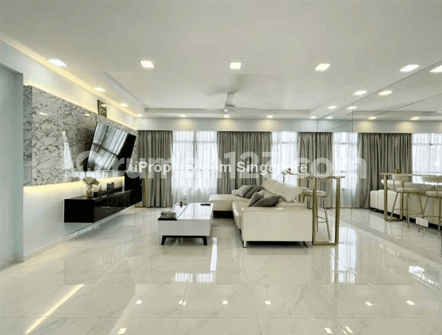 Yishun, Blk 674A
