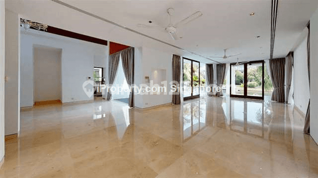 168 Ocean Drive