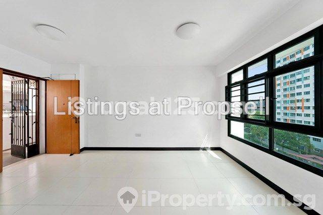Sembawang, Blk 592A