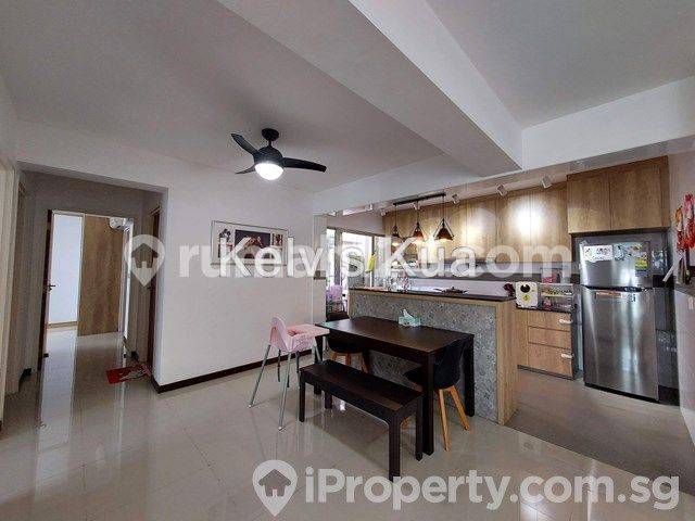 Jurong West, Blk 166A