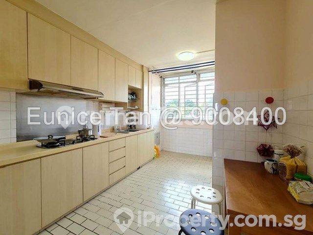 Woodlands, Blk 125