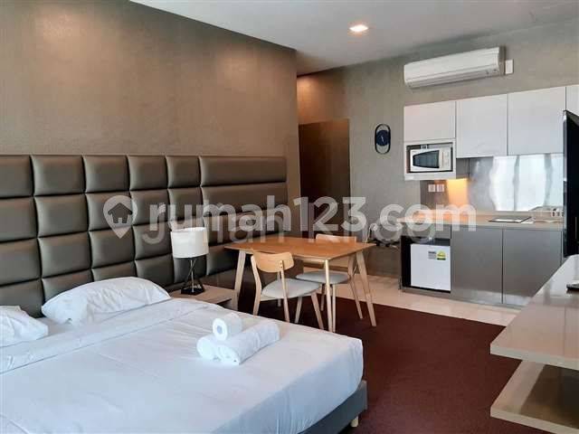 Studio @ Royal Residences