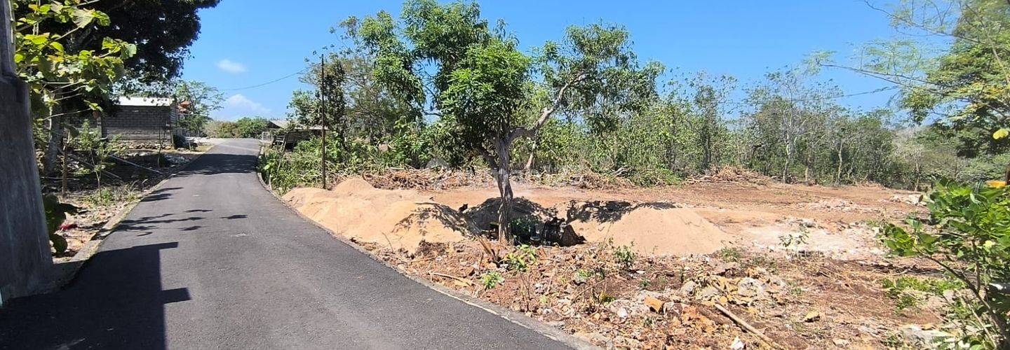 Plot D in Proyek Tanah Cluster Nusa Dua Sawangan Pemandangan Laut