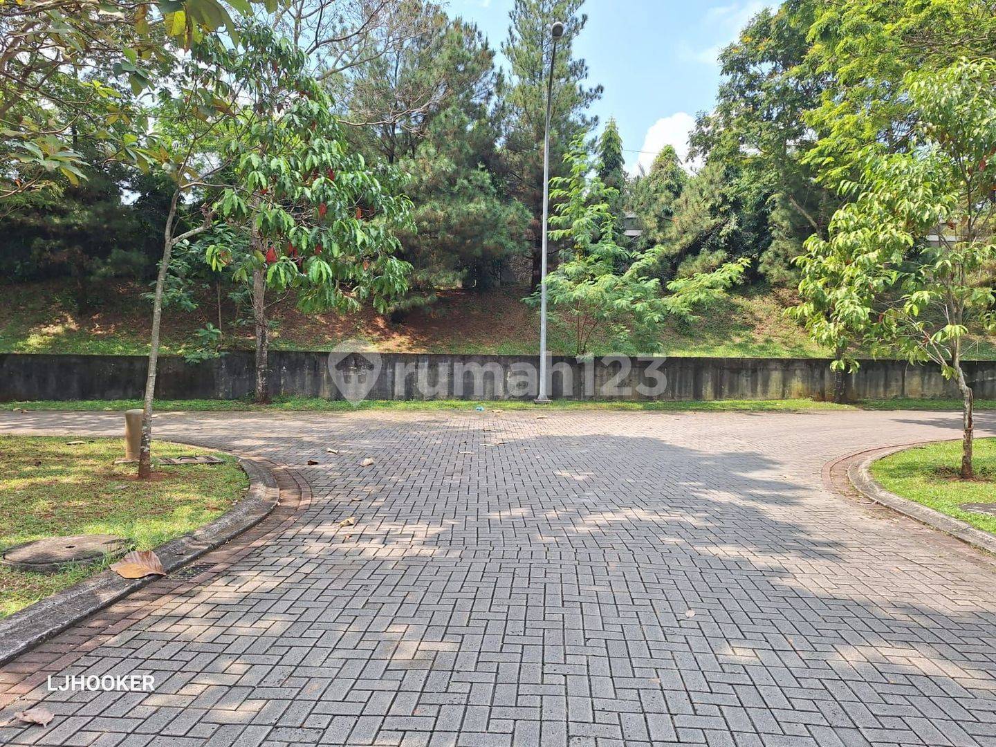 Tanah siap bangun lokasi bagus hadap Timur laut di Foresta BSD | las4156846