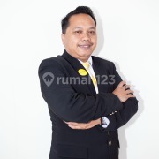 ISMARDIYANTO A.MD