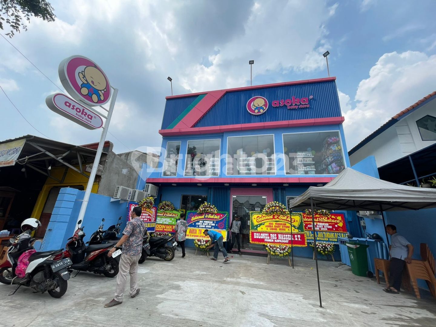 Ruko strategis produktif pinggir jalan lantai Graha Raya Rumah123