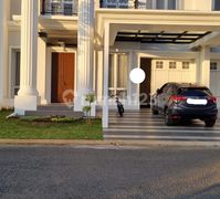 Rumah Cantik Depan Taman Furnish di Cluster Baru di Cluster Baru Citra Gran