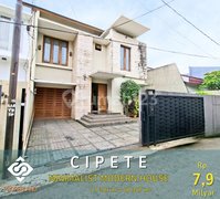 Mininalis Modern Tropical House At Cipete-Fatmawati Raya
