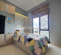 Rumah Furnished dan Iphone 17