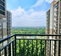 Apartemen Nyaman 2BR Podomoro Golf View Siap Huni