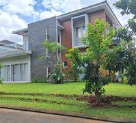 RUMAH SUTERA ORLANDA HUK 