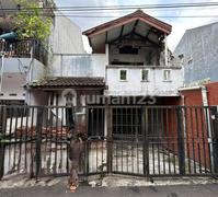 Rumah Tua Hitung Tanah - Sertifikat Hak Milik di Tebet Barat Dalam Vi, Tebet