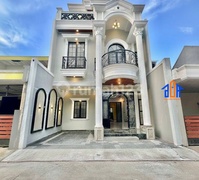 Rumah 3 Lantai Mewah Siap Huni di Pancoran Mas