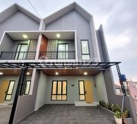 Rumah Furnished Akses Lebar Dekat Tol Limo Depok