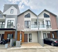 Rumah 2 Lantai Siap Huni Dekat Pintu Tol Depok