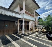 Dijual Rumah Hitung Tanah LT 373 M² di Sektor 1 Bintaro
