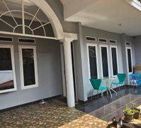 Rumah cantik komplek griya cinere harga murah