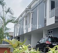 Dijual Rumahmewah Murah Bergaya Calsik Lokasi Strategis Matraman