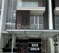 Sewa Rumah Golf Island Mozart Boulevard 8X20 (3 Lantai)