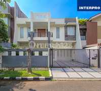 Rumah 2 Lantai di Cluster Eksklusif Taman Permata Buana LT 300M2