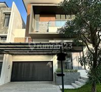 Disewakan Rumah 12X25 Simprug Pik 2 Unit Langka Segera Tersewa!