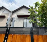 Dijual Rumah Meruya Jakarta Arat 5X24,7 Rp 2M Termurah!