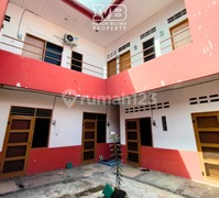 DIJUAL RUMAH DENGAN USAHA KOSAN 13 KAMAR SIAP HUNI USAHA AKTIF BERJALAN LOKASI STRATEGIS DI JLN SEI PADANG 
