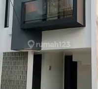 Rumah Minimalis 10 Menit ke Gerbang Tol Kukusan 1 SHM Siap Huni J38350