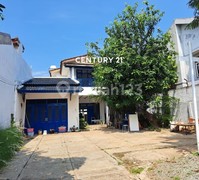 Dijual Rumah Luas Ada Kolam Renang di Andara Cinere