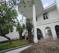 Rumah Istana Megah Harga Sangat Terjangkau Pangkalan Jati Dekat Pondok Labu.