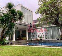 For Sale Dijual Cepat Rumah Cantik Asri Single House Private Pool Harga Murah Rp.34,9 M nego sampai deal Lokasi Tenang Dan Strategis Dekat Sekolah Dan Perkantoran Taman Luas Siap Huni Harga Murah Area Kemang Ampera Jakarta Selatan 