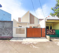 Rumah 2 KT Siap Huni Akses Dekat Stasiun Serpong Dibantu KPR J39017