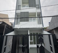 Rumah Baru Cantik di Kelapa Gading, Jakarta Utara SHM
